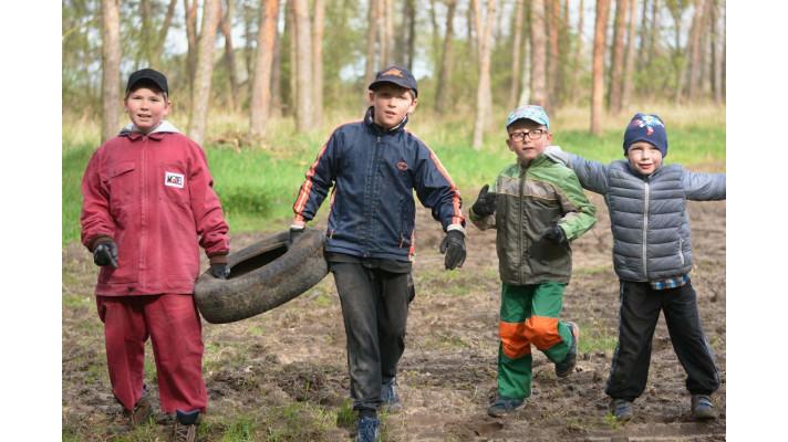 Téměř 100 000 dobrovolníků se během letoška připojilo k úklidu Česka Téměř 100 000 dobrovolníků se během letoška připojilo k úklidu Česka