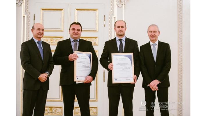 Zástupci českých firem oceněni na Pražském hradě Zástupci českých firem oceněni na Pražském hradě