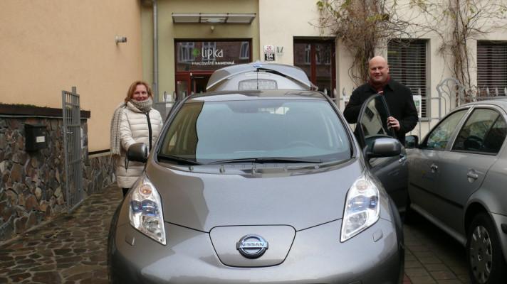 Lipka si pořídila nový elektromobil Lipka si pořídila nový elektromobil