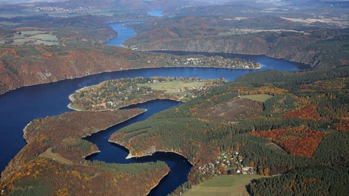 České vodní nádrže prozrazují, jak hospodaříme v krajině i jak se mění klima České vodní nádrže prozrazují, jak hospodaříme v krajině i jak se mění klima
