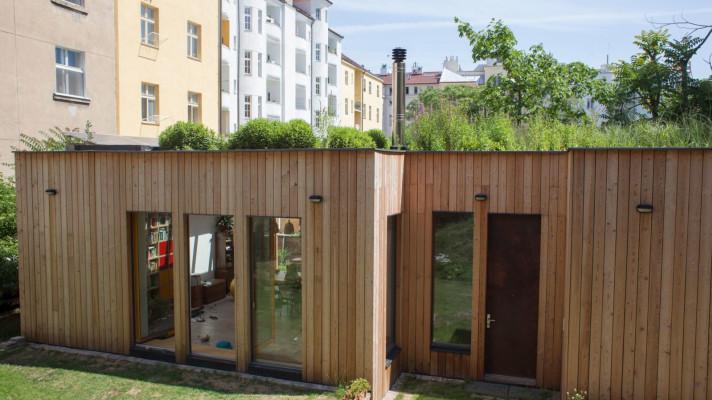 Odborníci z Indie mají zájem o český projekt mokřadní střechy Odborníci z Indie mají zájem o český projekt mokřadní střechy