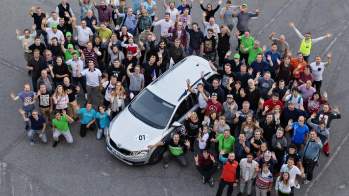 Soutěž ECONOMY RUN 2019 prověřila úspornost vozů ŠKODA v běžném provozu Soutěž ECONOMY RUN 2019 prověřila úspornost vozů ŠKODA v běžném provozu