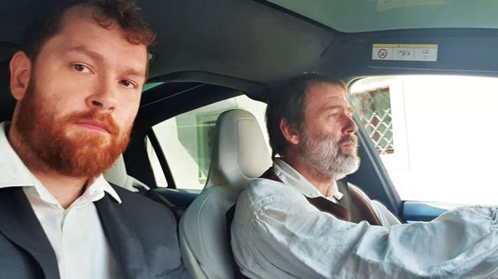 Petrolejáři versus elektromobilisté: o čisté mobilitě s Ivanem Indráčkem a Lukášem Hatašem Petrolejáři versus elektromobilisté: o čisté mobilitě s Ivanem Indráčkem a Lukášem Hatašem