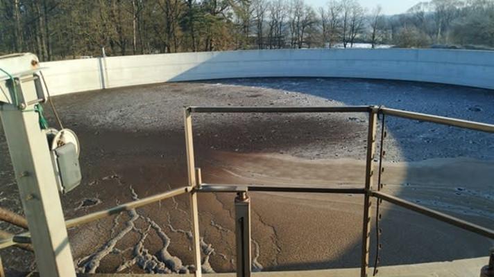 Za nesprávný provoz bioplynové stanice uložili inspektoři ČIŽP pokutu 120 tisíc korun Za nesprávný provoz bioplynové stanice uložili inspektoři ČIŽP pokutu 120 tisíc korun