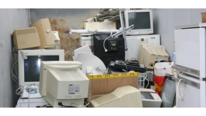 Místo pro odběr elektrozařízení asi bude v každé větší obci Místo pro odběr elektrozařízení asi bude v každé větší obci