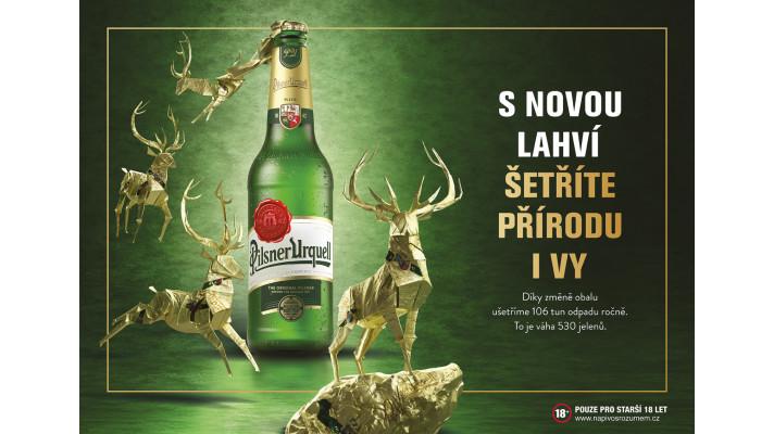 Ikonická lahev Pilsner Urquell se mění. Hliníkovou folii nahradí plně recyklovatelná zlatá etiketa Ikonická lahev Pilsner Urquell se mění. Hliníkovou folii nahradí plně recyklovatelná zlatá etiketa