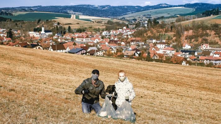 Ukliďme Česko - ukliďme si za humny! Ukliďme Česko - ukliďme si za humny!