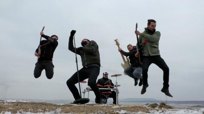 POST-IT NENÍ LHOSTEJNÁ BUDOUCNOST NAŠÍ PLANETY, APELUJÍ V EKOLOGICKÉM SONGU RAGNAROK POST-IT NENÍ LHOSTEJNÁ BUDOUCNOST NAŠÍ PLANETY, APELUJÍ V EKOLOGICKÉM SONGU RAGNAROK