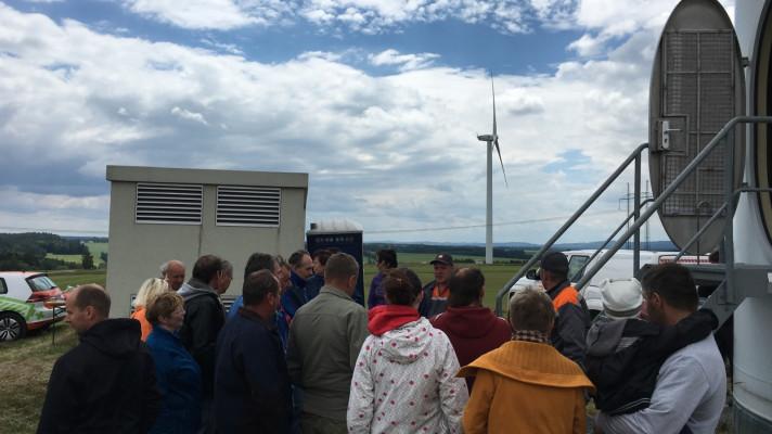 Moderní větrné elektrárny u Věžnic na Vysočině otevřou v sobotu své brány