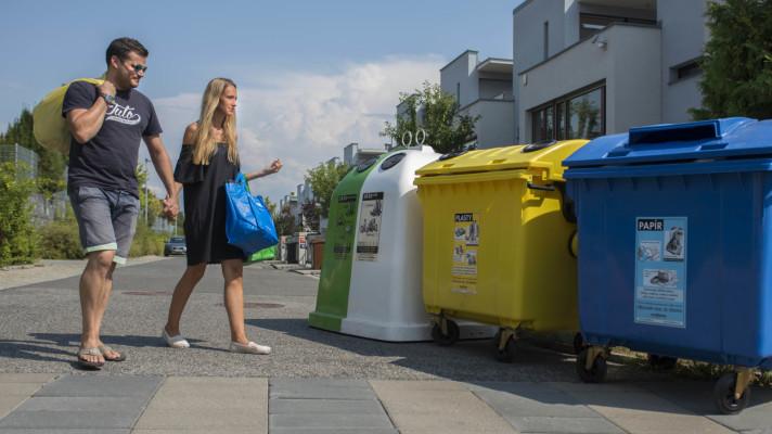 Češi vytvořili v třídění odpadů nový rekord. V roce 2018 vytřídil každý obyvatel ČR do barevných kontejnerů 49 kilogramů odpadu