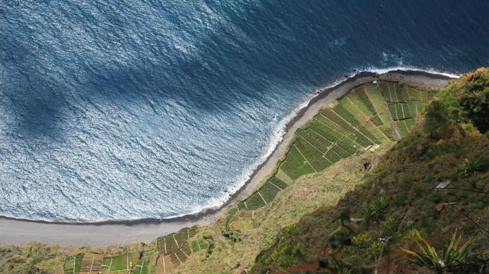 Vědci na Madeiře tvrdí, že našli nový typ znečištění moře plasty