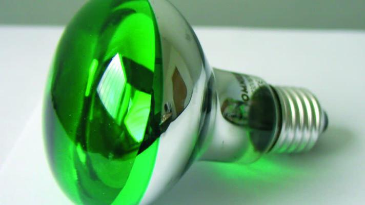 Češi odevzdali k recyklaci 587 tun světelných zdrojů, zachránili tak před znečištěním 63 Máchových jezer Češi odevzdali k recyklaci 587 tun světelných zdrojů, zachránili tak před znečištěním 63 Máchových jezer