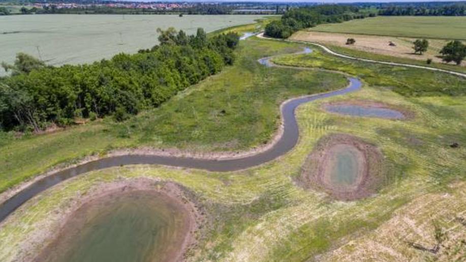 Kyjovka u Moravské Nové Vsi získala nové meandry a tůně