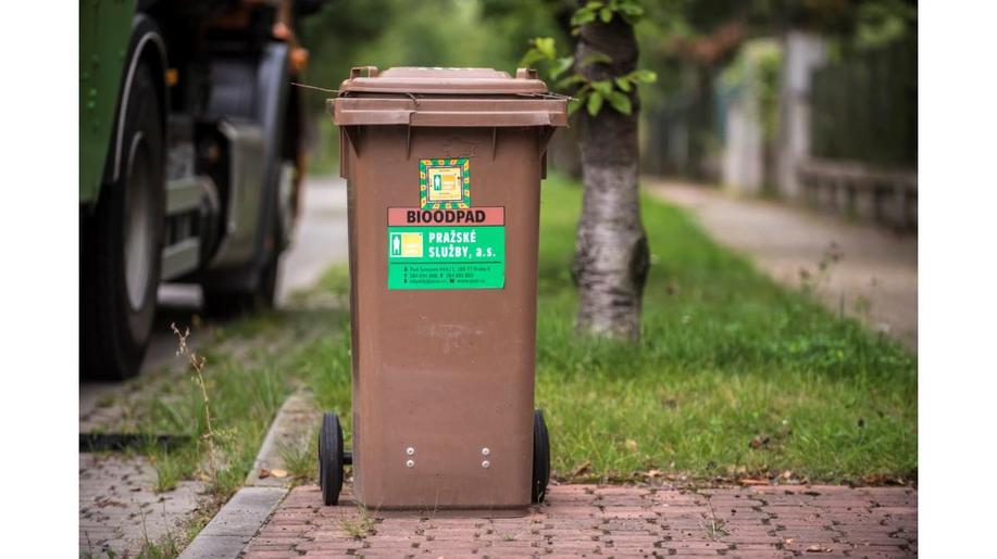 Třídění rostlinného bioodpadu šetří přírodu i peněženku, připomínají Pražské služby