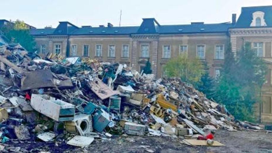 Kraj vyčlenil kvůli velkému množství odpadu na Jesenicku dvě centrální deponie