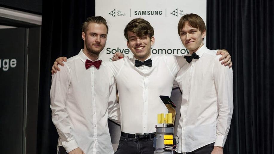 Projekty studentů, které pohnou světem - startuje 4. ročník Solve for Tomorrow